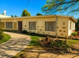 Rheola's Guest Cottage