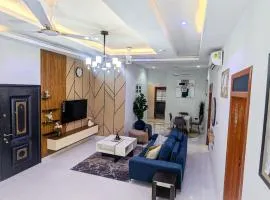 Velvet Haven Executive 2 Bedroom Ensuite Apartment