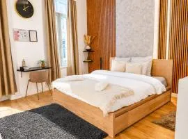 5BR Apartment in the Heart of Ghent for Groups