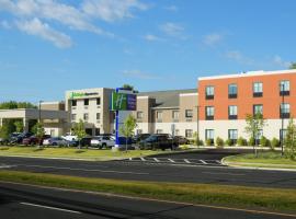 Holiday Inn Express & Suites - Williamstown - Glassboro by IHG, hotel in Williamstown