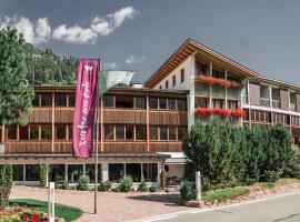 Natur Pur Hotel Unterpichl – hotel w mieście Ultimo