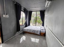 Vân Homestay, hotel v destinaci Kon Von Kla
