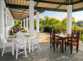 Aq Hotel Yala، فندق في يالا