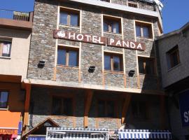 Hotel Panda – hotel w mieście Pas de la Casa