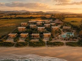 Kymaia Hotel Puerto Escondido, hotell i Tlachicón