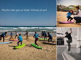 Alima Surf & Hotel, hotel en Ajo