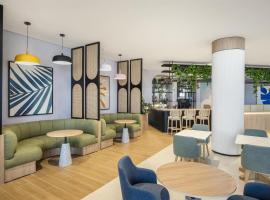 Hampton By Hilton Jeddah Souq7، فندق في جدة