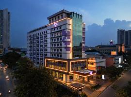 Fox Hotel Nagoya Batam, hotell i Nagoya