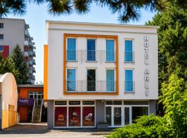 Hotel Arli, hotel en Senica