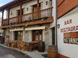 Hostal Nevandi, hotell i Espinama