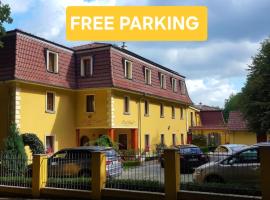 Hotel Nosal, hotel v Praze