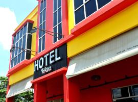 Wau Hotel & Cafe, motel v destinaci Jerantut