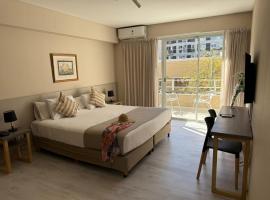 DAKAR HOTEL, hotel berdekatan Lapangan Terbang Antarabangsa Governor Francisco Gabrielli , Mendoza