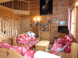 Chalet Le Villard, cabin in Enchastrayes