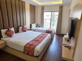 Hotel Exotic - 5 min walk from Golden Temple, hotel en Amritsar