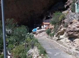 Casa Cueva Manuel y María