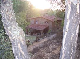 Casas el Alamillo- el Castañero, landsted i Galaroza