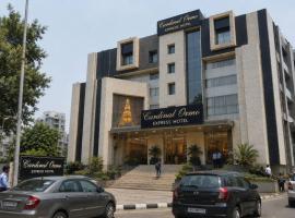 Hotel Cardinal Express Oxmo Delhi Airport, hotel en Nueva Delhi