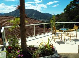 Pousada In Garden, guest house in Teresópolis