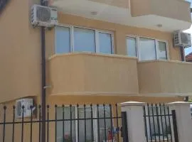 Villa Krisia Apartments