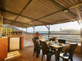 El Gachero, caba&ntilde;a en Puerto de Mazarr&oacute;n