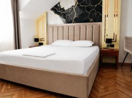 Hotel Sucevic Garni - free parking and breakfast included, хотел в Белград