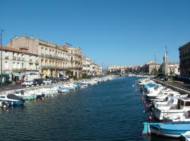 Sete, holiday home in Sète