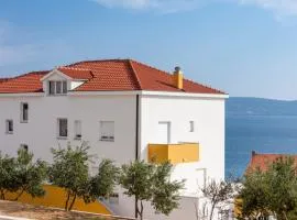 Knezovic Apartments