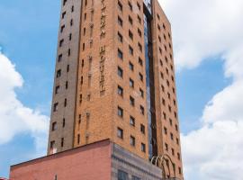 Hotel Carlton Plaza, Hotel in Poços de Caldas