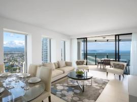 Soul Luxe Beachfront Residence - Surfers Paradise, hotel em Waikiki