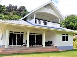 Wyn Villa, cabana o cottage a Praslin