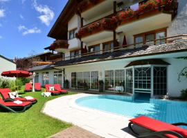 Hotel Jagdhof, hotell i Riezlern