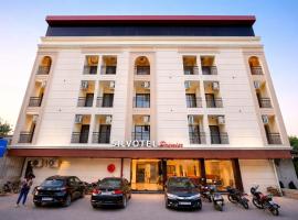 Silvotel Premier By Bizzgrow Hotels โรงแรมในอินดอร์