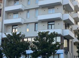 North Alb Hotel、シュコダルのホテル