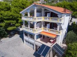 Apartments Beach Side Brela