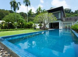 Baan Yamu Private Villa, vila mieste Ban Pa Khlok