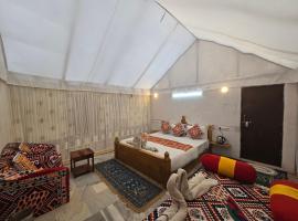 Emirates Jaisalmer Desert Camp, hotel v destinácii Jaisalmer