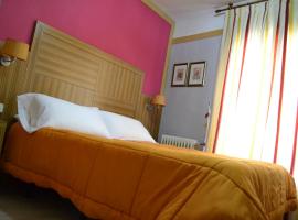 Hostal Don Juan I, guest house in Alcalá de Henares