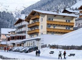 Hotel Garni Panorama, hotell i Serfaus