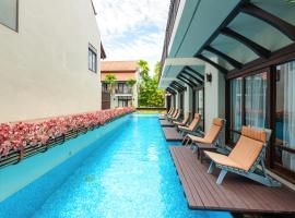 Khaolak Oriental Resort - Adult Only, hotel em Khao Lak