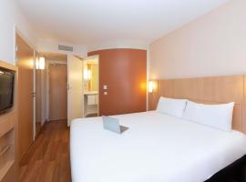 ibis Lyon Est Chaponnay, hôtel à Chaponnay