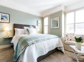 April House Weybridge - Boutique Guesthouse, hotel near Burhill Golf Club, Weybridge