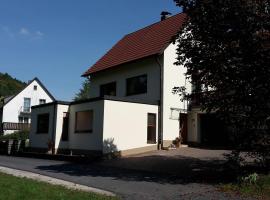 Ferienwohnung Lang, apartment in Plankenfels