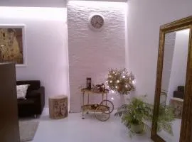 Luxury Apartment - Hoza 55