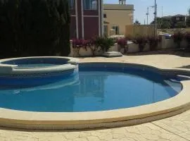 Nita Villa Altaona Golf Turquoise Sleeps 4 adults