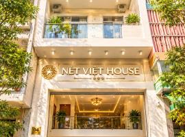 Nét Việt House Hotel Market & Bridge Centre Soc Trang, khách sạn ở Sóc Trăng