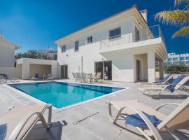 Delfini Villas, Hotel in Protaras