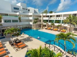 Flamingo Cancun Resort, hotel near La Isla Shopping Mall, Cancún