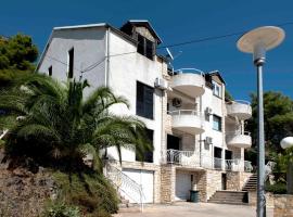 Guest House Alek, hotel em Vrboska