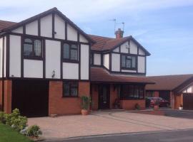 The Cedars House B&B, accommodation in Nuneaton